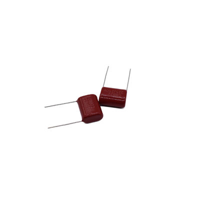 Номинальный 50V-1000V пленочный конденсатор -40.C ~ 105.C Работающий0.00022uF ~ 3.9uF Температурная лента и катушка